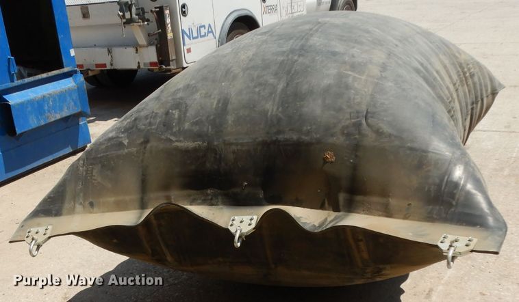 image for item HR9560 Sava 48-64 pillow pipe plug