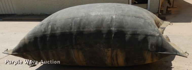 image for item HR9560 Sava 48-64 pillow pipe plug