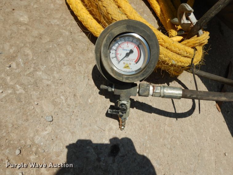 image for item HR9560 Sava 48-64 pillow pipe plug