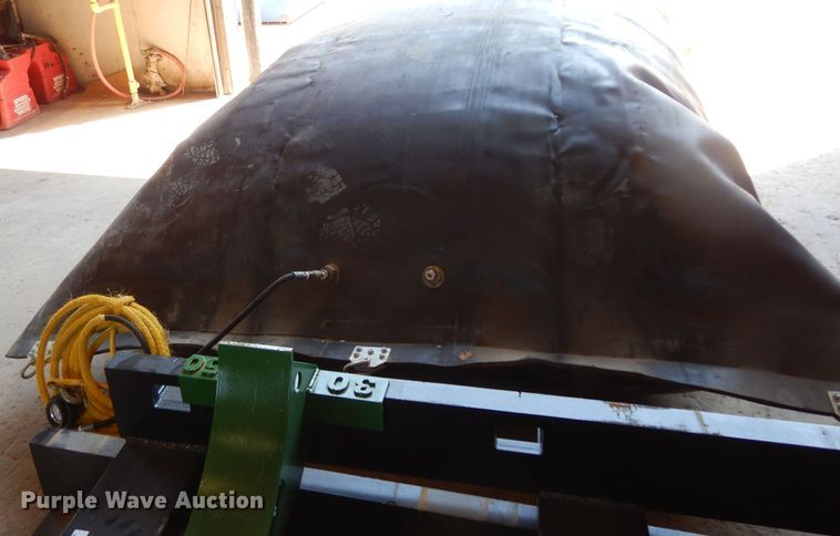 image for item HR9561 Sava 64-80 pillow pipe plug