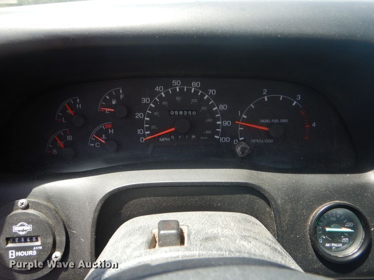 image for item HY9262 2003 Ford F750 Super Duty  crane truck