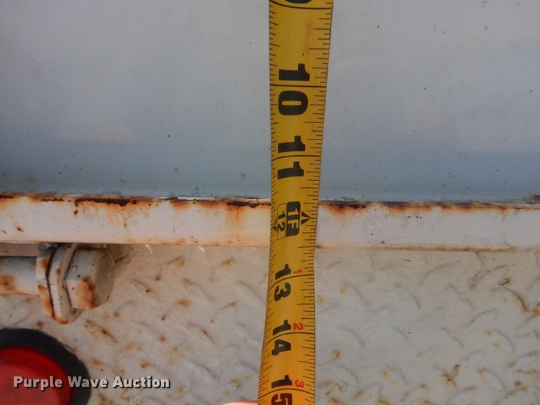 image for item HY9262 2003 Ford F750 Super Duty  crane truck