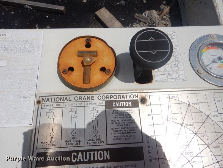 image for item HY9262 2003 Ford F750 Super Duty  crane truck