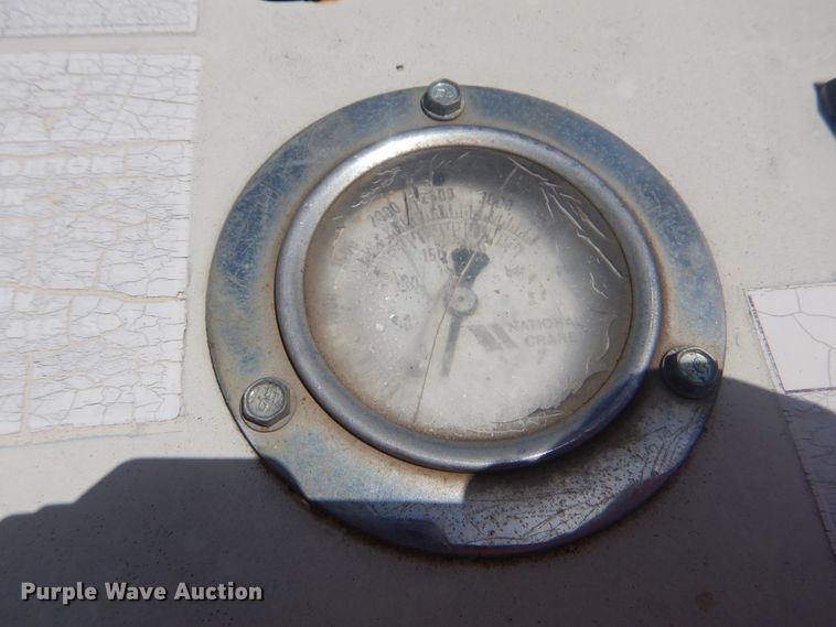 image for item HY9262 2003 Ford F750 Super Duty  crane truck