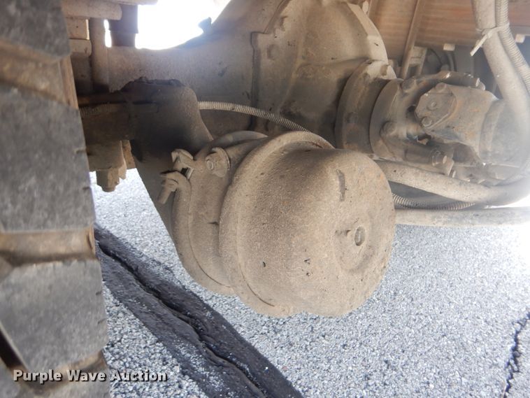 image for item HY9262 2003 Ford F750 Super Duty  crane truck