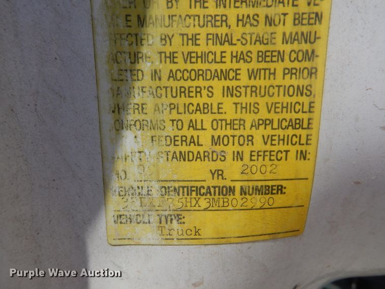 image for item HY9262 2003 Ford F750 Super Duty  crane truck