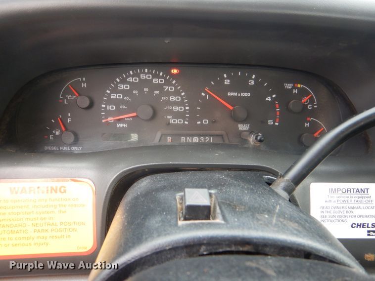 image for item HY9263 2004 Ford F550 Super Duty  bucket truck