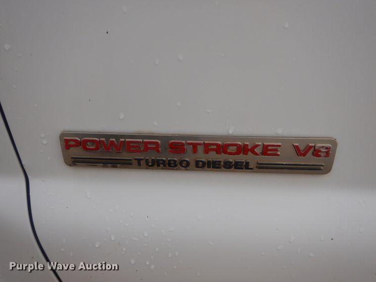 image for item HY9263 2004 Ford F550 Super Duty  bucket truck