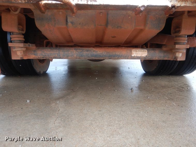 image for item HY9263 2004 Ford F550 Super Duty  bucket truck