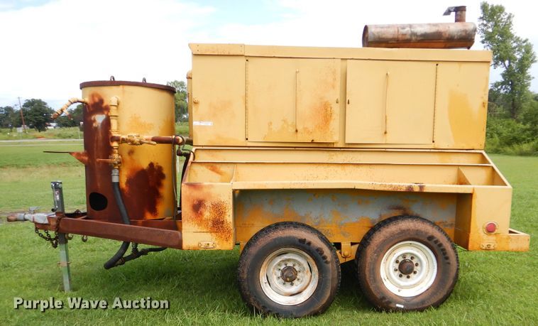 image for item HY9265 Sullair  air compressor