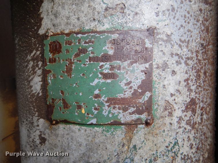 image for item HY9265 Sullair  air compressor