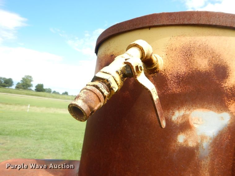 image for item HY9265 Sullair  air compressor