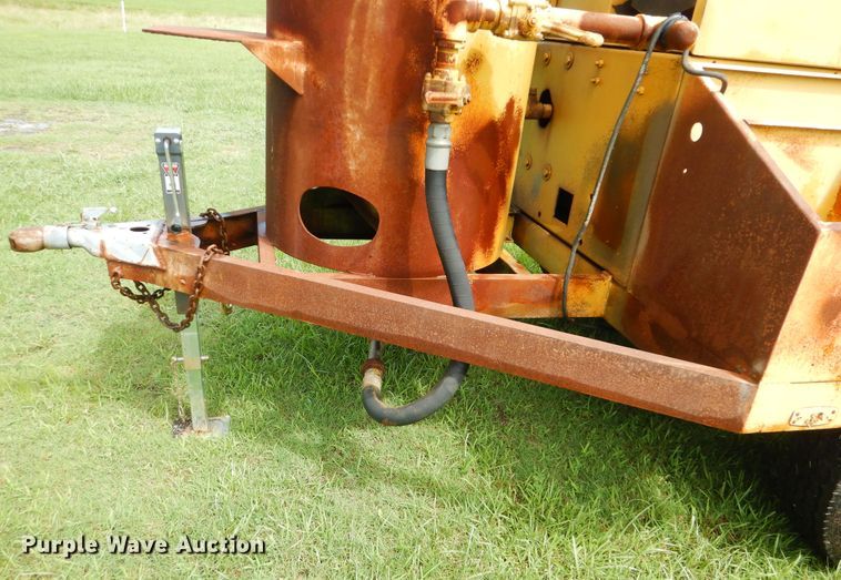 image for item HY9265 Sullair  air compressor