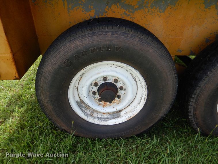 image for item HY9265 Sullair  air compressor