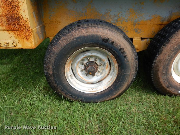 image for item HY9265 Sullair  air compressor