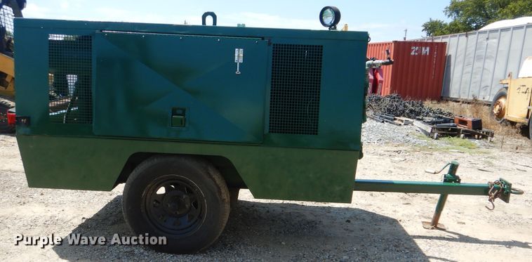 image for item HY9277 Sullair 185DPQ  air compressor