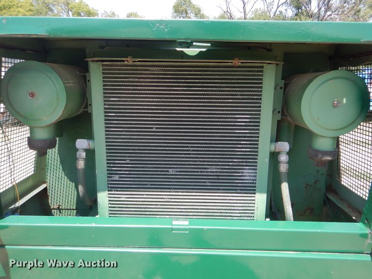 image for item HY9277 Sullair 185DPQ  air compressor