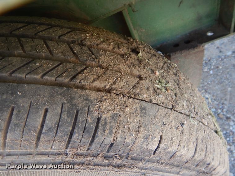 image for item HY9277 Sullair 185DPQ  air compressor