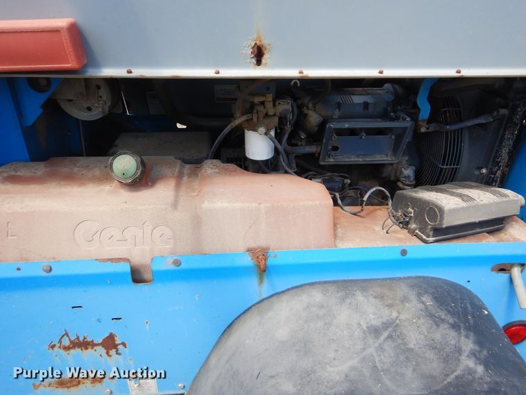 image for item HY9279 2005 Genie TML-4000N  light plant