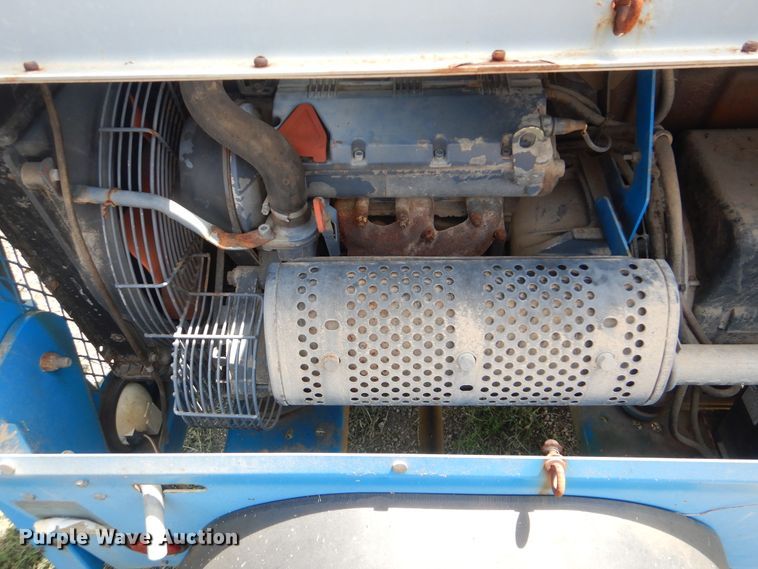 image for item HY9279 2005 Genie TML-4000N  light plant