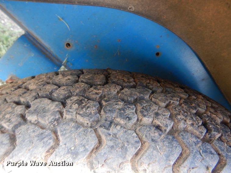 image for item HY9279 2005 Genie TML-4000N  light plant