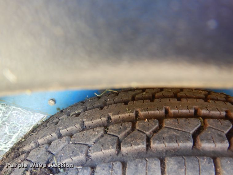 image for item HY9279 2005 Genie TML-4000N  light plant