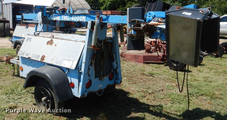 image for item HY9280 2006 Genie TML-4000N  light plant