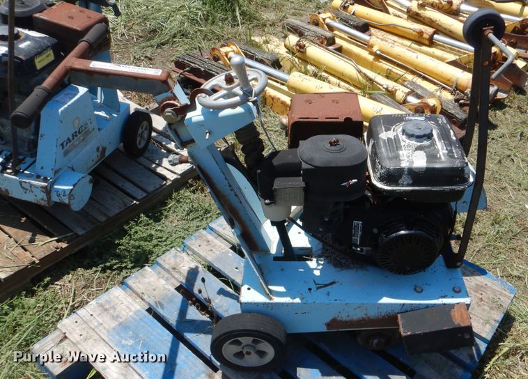 image for item HY9286 Target MC18 concrete saw