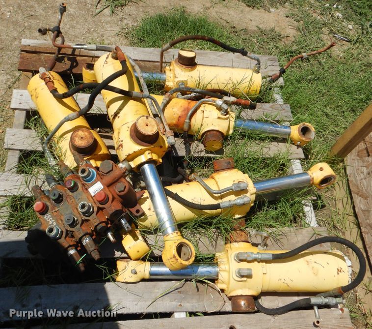 image for item HY9292 New Holland Parts