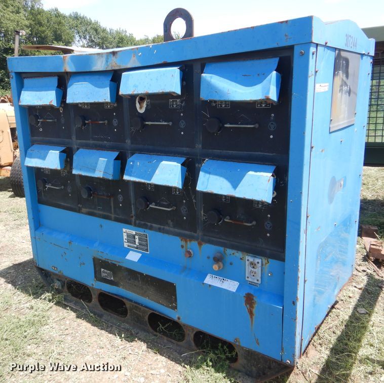 image for item HY9295 Miller eight panel welder