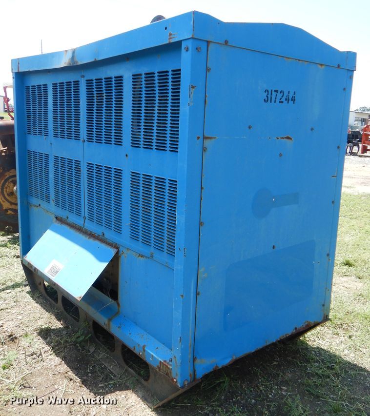 image for item HY9295 Miller eight panel welder