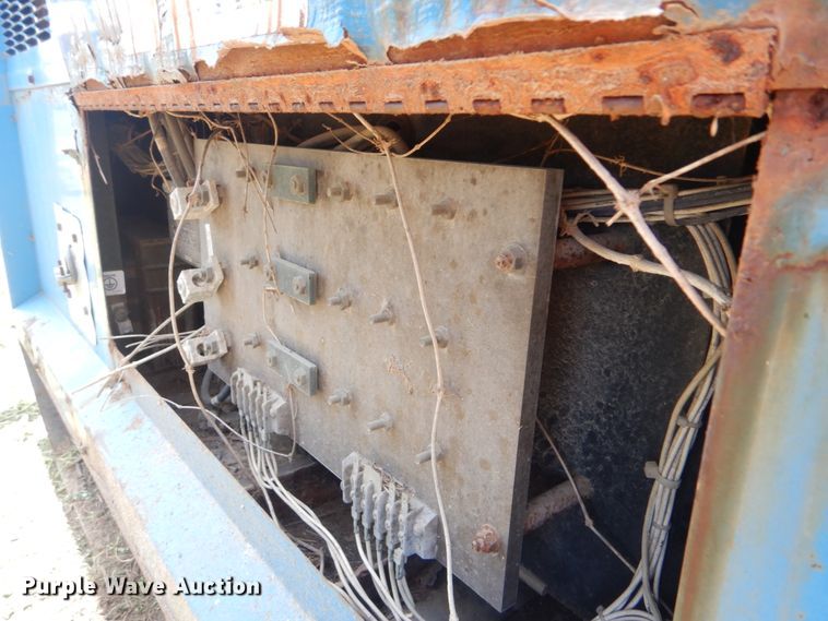 image for item HY9295 Miller eight panel welder