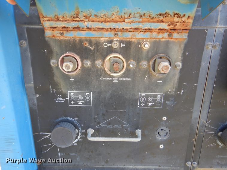 image for item HY9295 Miller eight panel welder