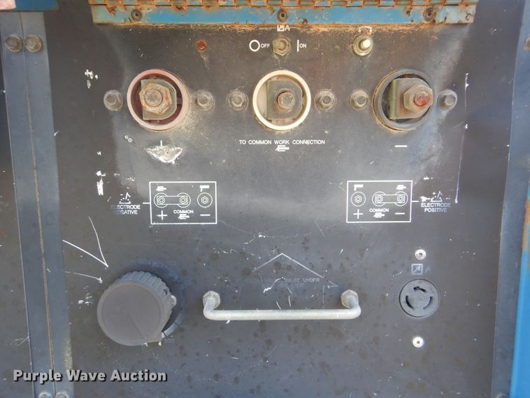 image for item HY9295 Miller eight panel welder