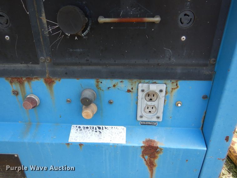 image for item HY9295 Miller eight panel welder