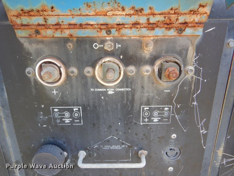 image for item HY9295 Miller eight panel welder