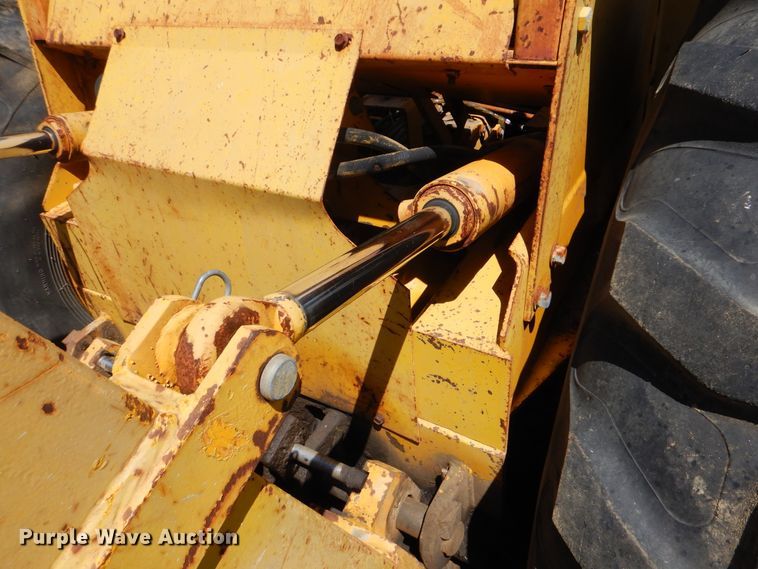 image for item HY9296 Massey Ferguson MF6500  forklift