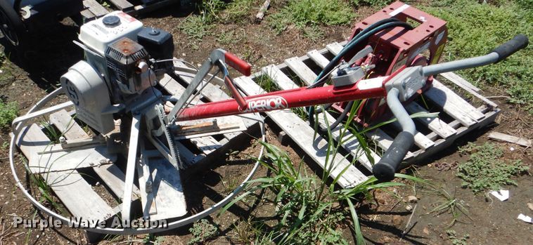 image for item HY9298 Superior DGHL-48-6.5 power trowel