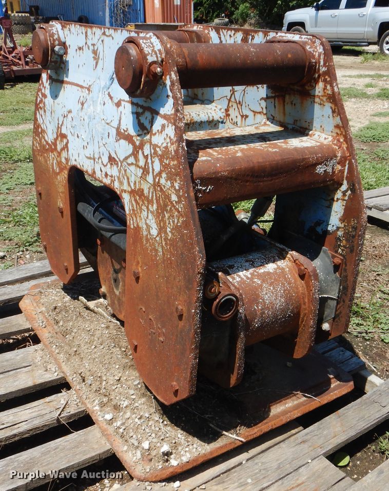 image for item HY9300 Plate compactor