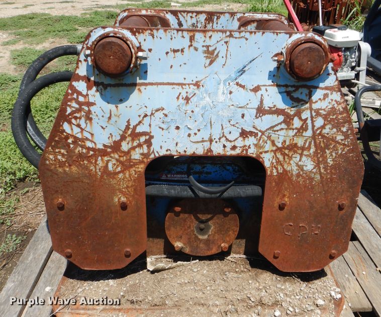 image for item HY9300 Plate compactor