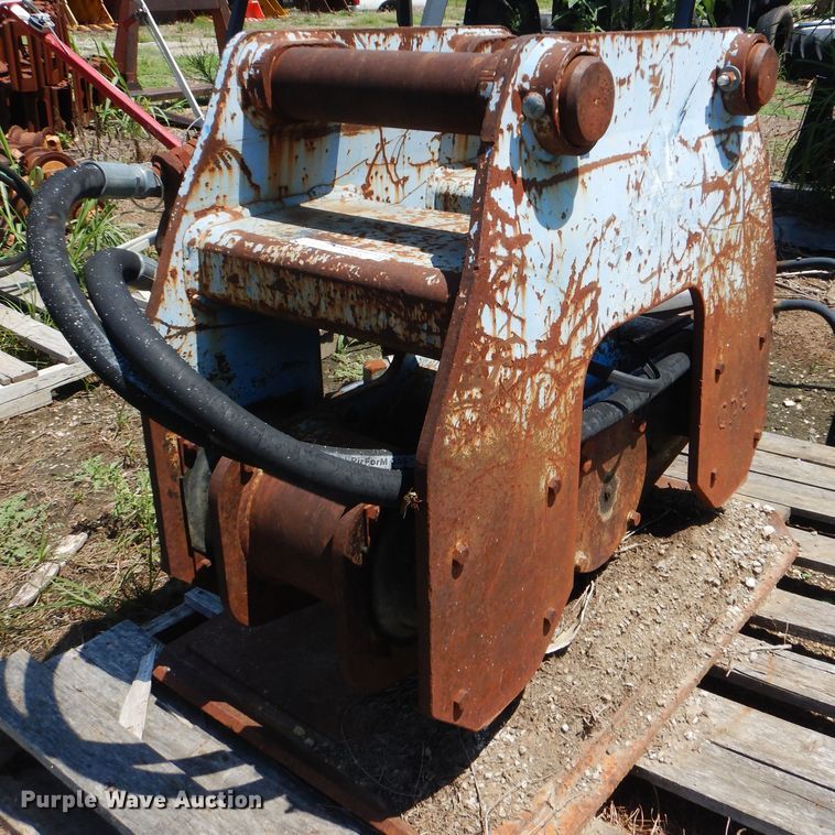 image for item HY9300 Plate compactor