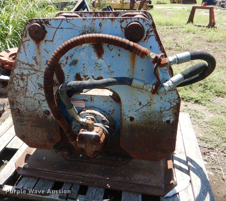 image for item HY9300 Plate compactor