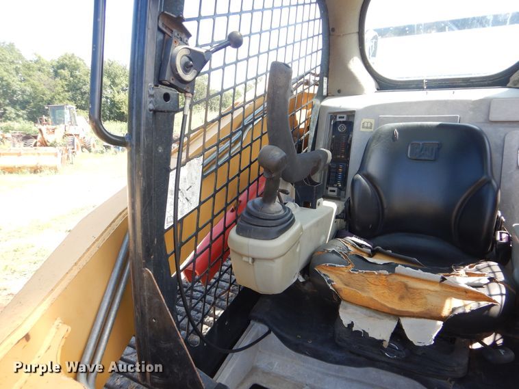 image for item HY9302 2008 Caterpillar 287C  tracked skid steer loader