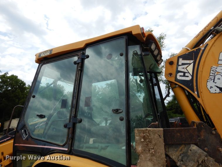 image for item HY9512 2003 Caterpillar 420D  backhoe