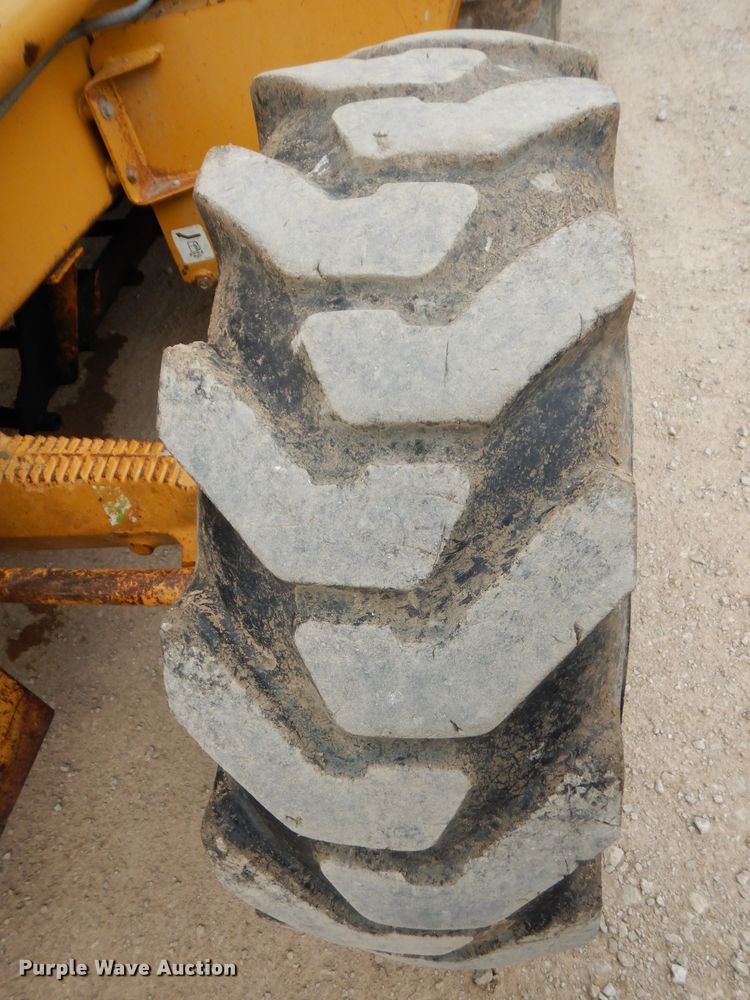 image for item HY9512 2003 Caterpillar 420D  backhoe