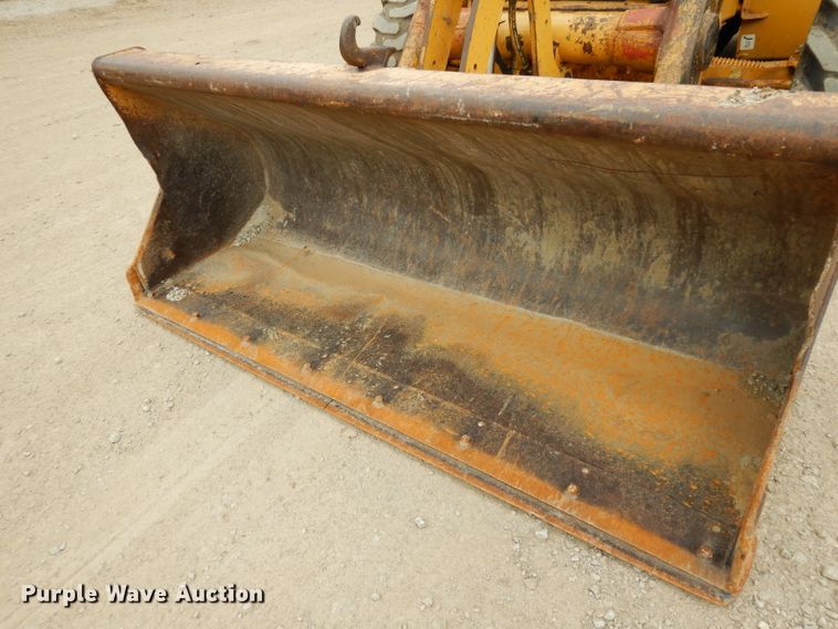 image for item HY9512 2003 Caterpillar 420D  backhoe