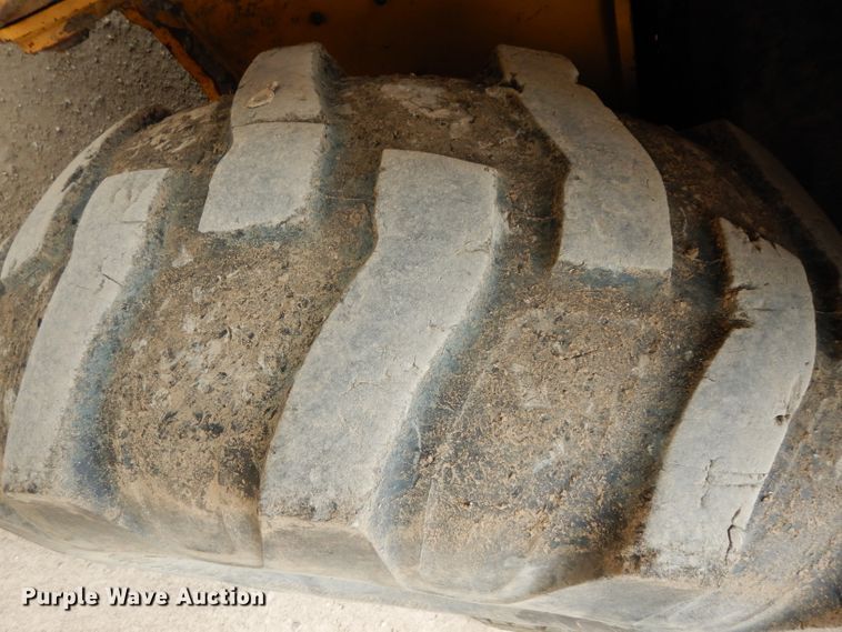 image for item HY9512 2003 Caterpillar 420D  backhoe