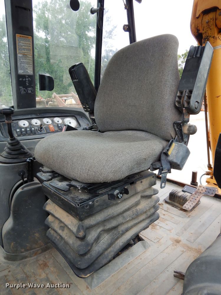 image for item HY9512 2003 Caterpillar 420D  backhoe
