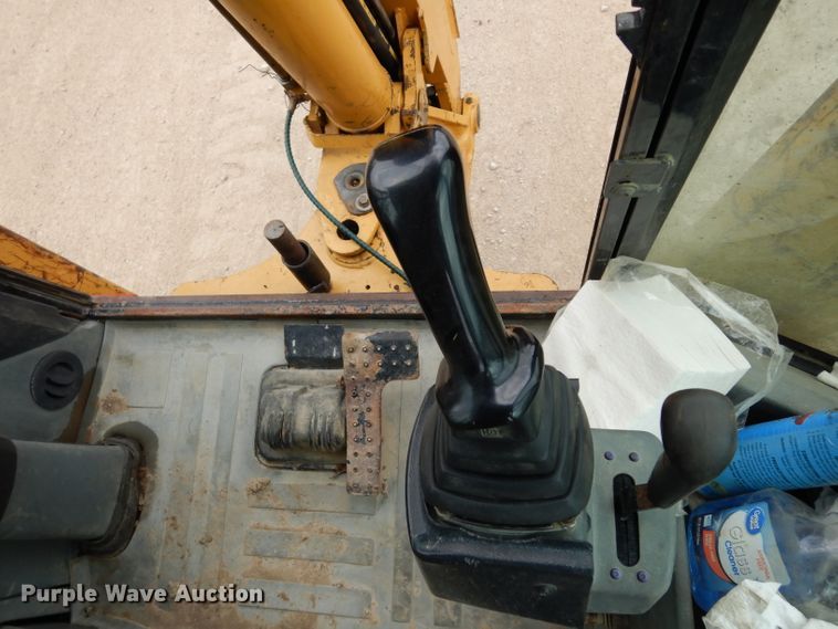 image for item HY9512 2003 Caterpillar 420D  backhoe
