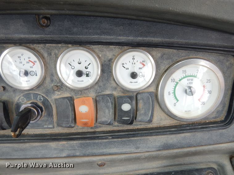 image for item HY9512 2003 Caterpillar 420D  backhoe